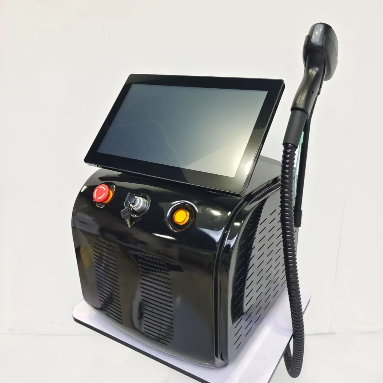 4 Dalga Boyu 755 808 940 1064n - Industrial Laser Hair Removal Machine incelemesi ve fiyatı