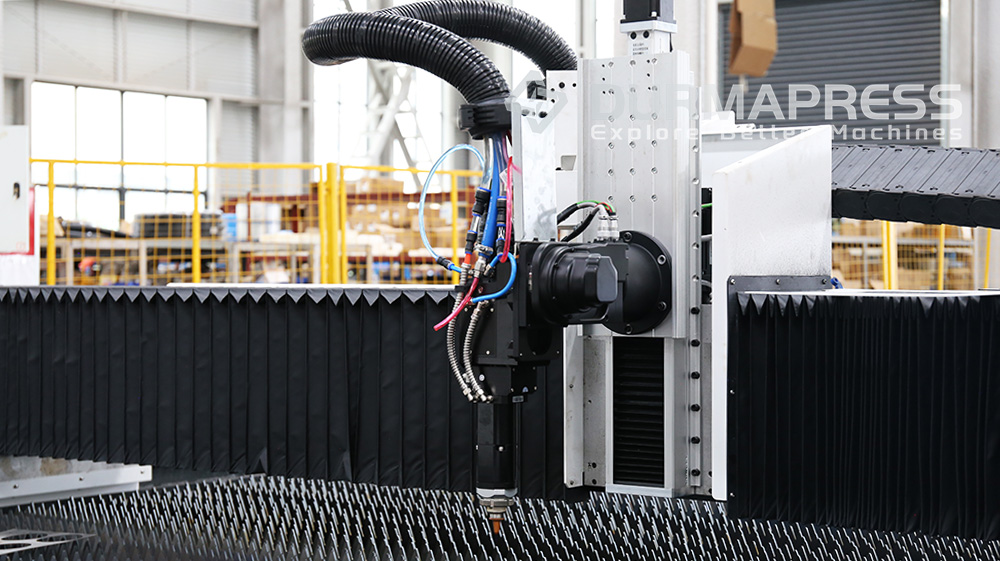 Eğimli Kesme Kafası 30KW CE Be - Quality Industrial Laser Cutting incelemesi ve fiyatı